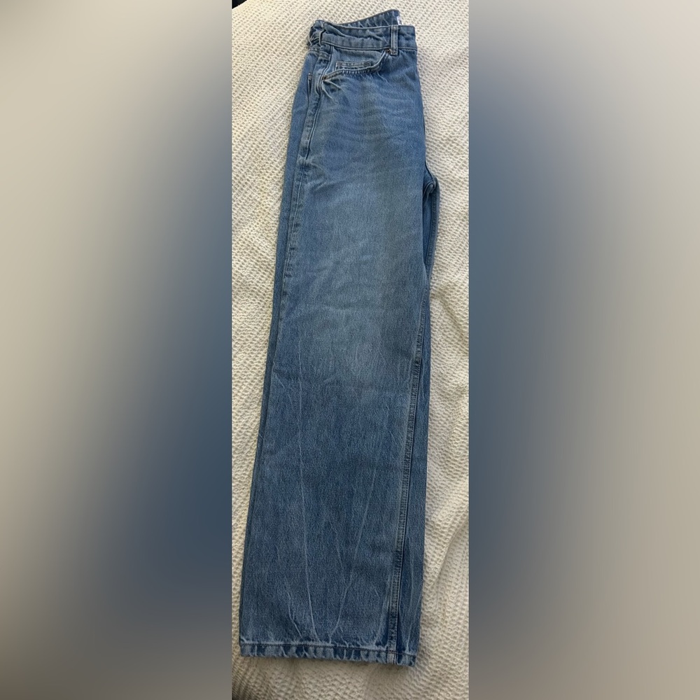 Zara Classic Denim Wide Leg Jeans - Picture 2 of 5